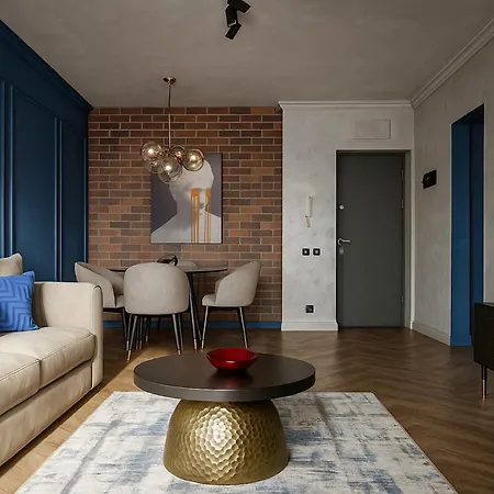 Qult - Modigliani Apartment *